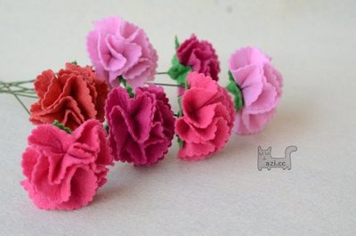 康乃馨的制作花艺制作@新时代窗帘培训机构